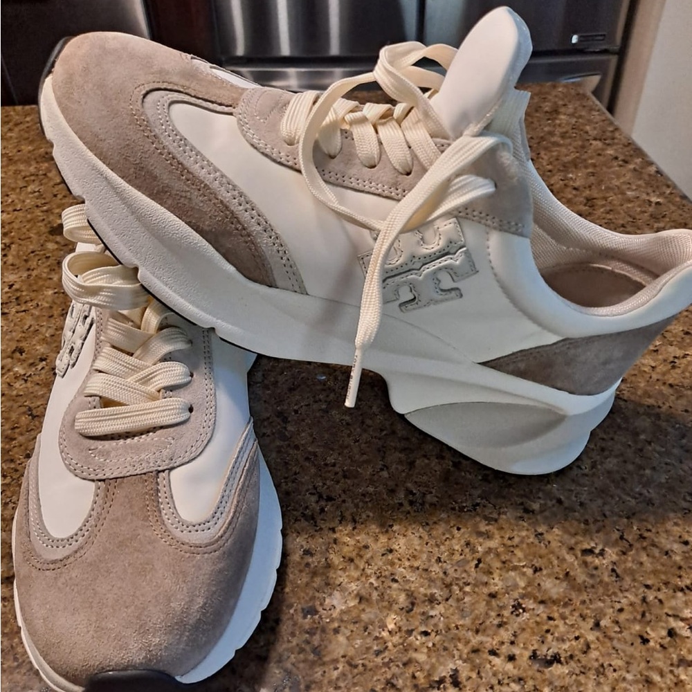 Tory Burch Hank Sneaker New
